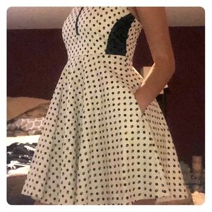 Hot Topic white polka dot and skull dress